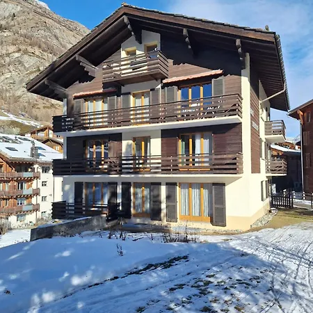 Haus Oberdorf 公寓 *